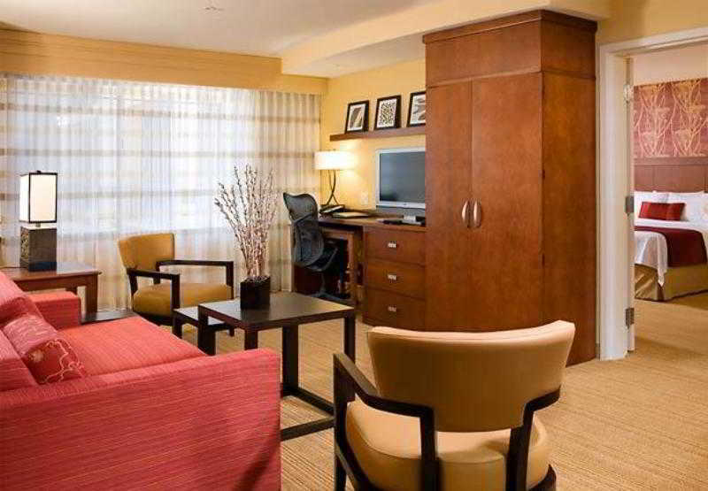Courtyard San Diego Airport/Liberty Station Room photo